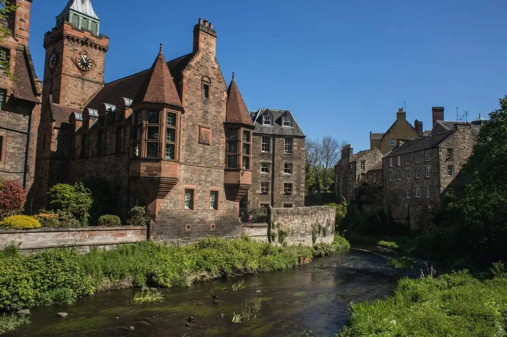 dean village