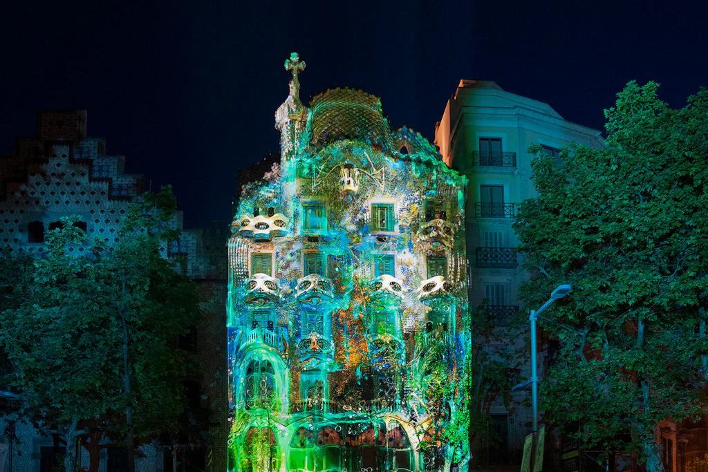 Top 10 Places to Visit in Barcelona: Casa Batlló