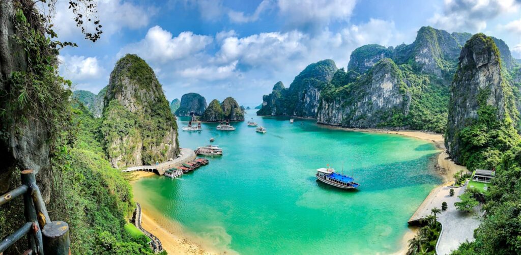 Ha Long Bay - Top 10 places to visit in Vietnam