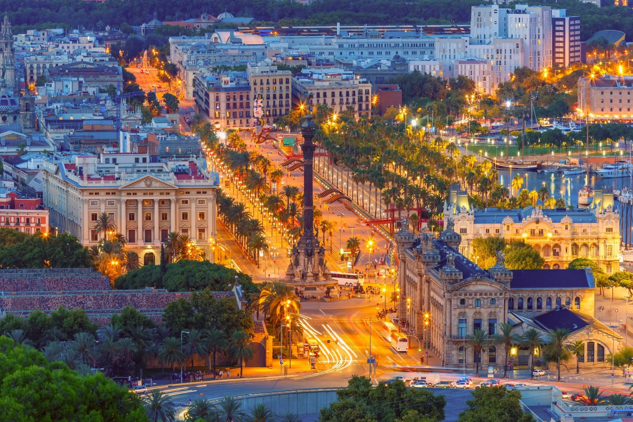 Top 10 Places to Visit in Barcelona: La Rambla