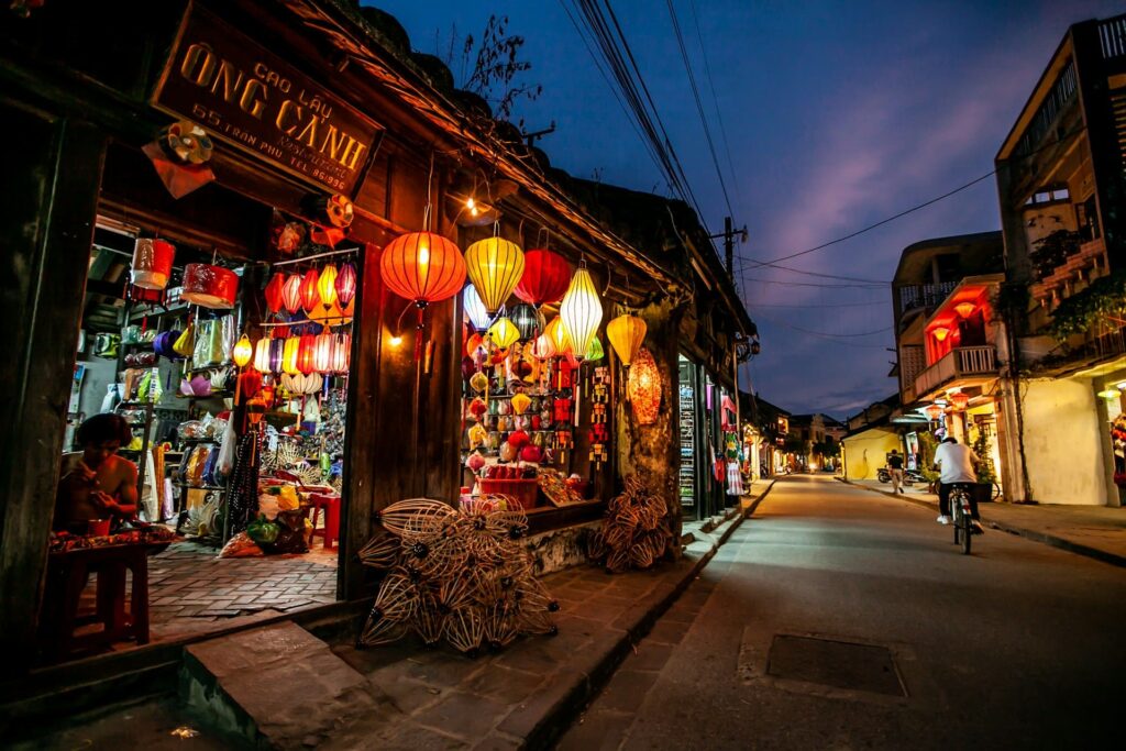 Hoi An Night Market and Lantern Streets