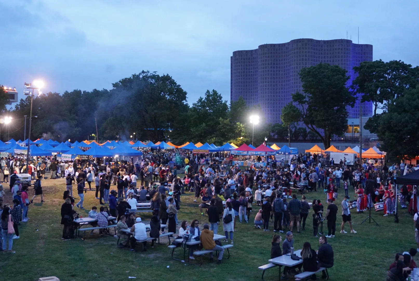 Top 10 Must See Spots in Queens: Queens Night Market