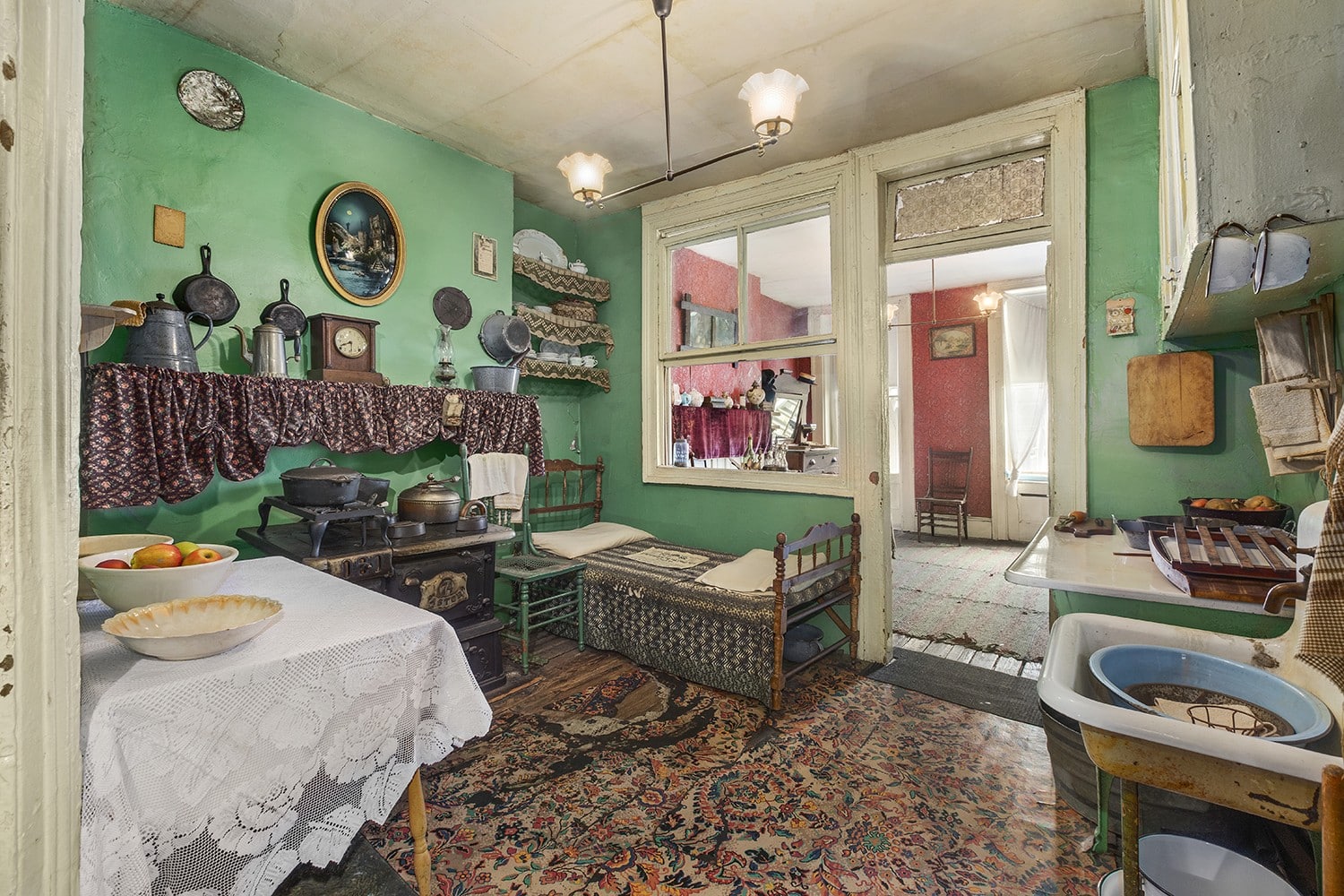 Top 10 Museums to Visit in NYC: Tenement Museum