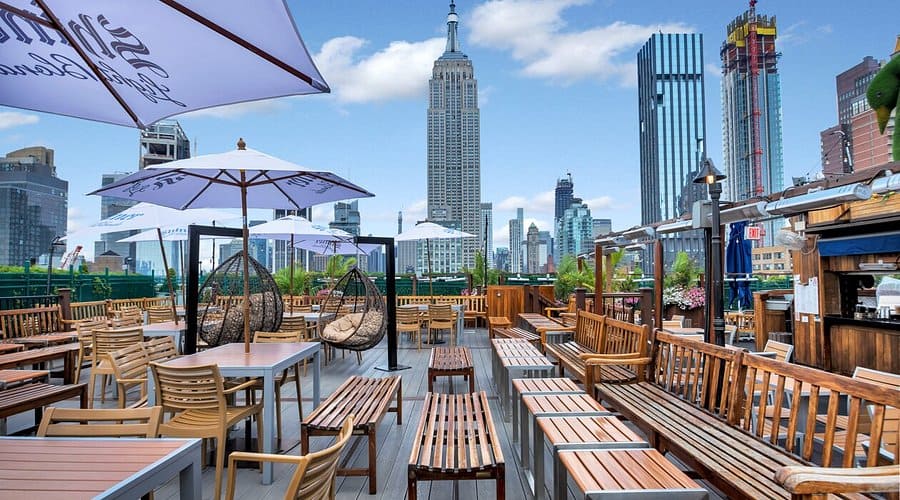 Top 10 Observation Decks in NYC: 230 Fifth Rooftop Bar