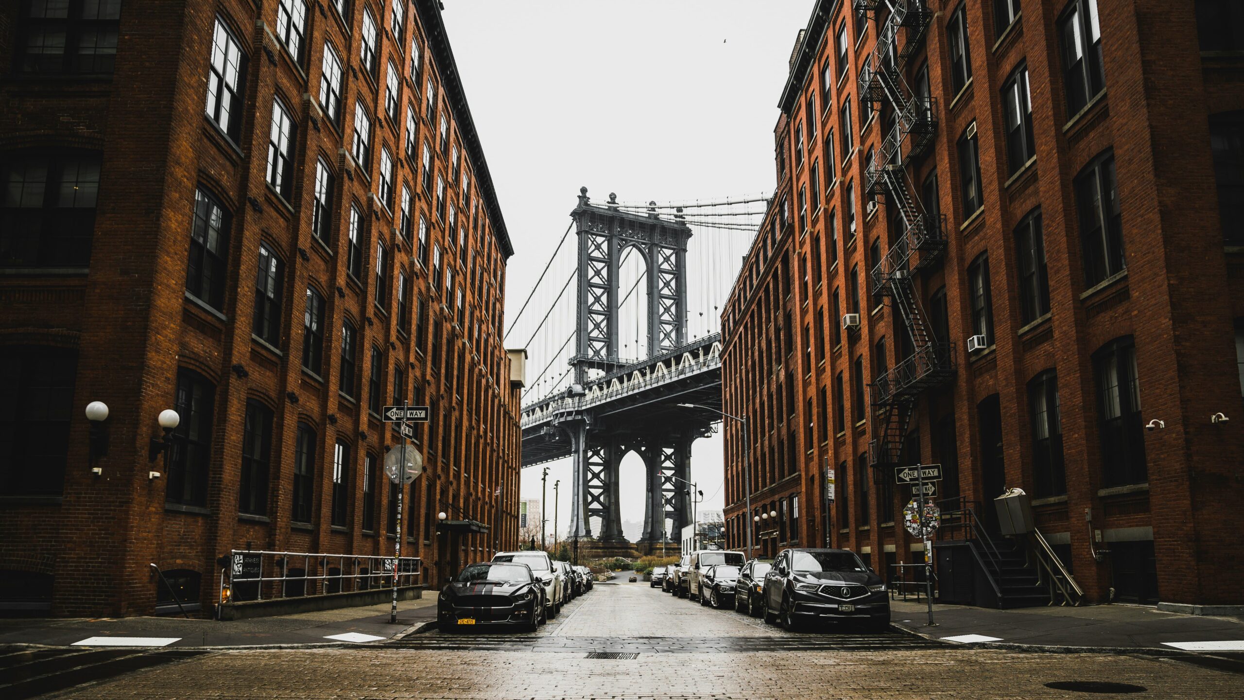 Top 10 Instagrammable Spots in NYC: DUMBO's Washington Street