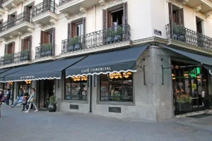 Café Comercial, a historic cafe with a street terrace in Madrid