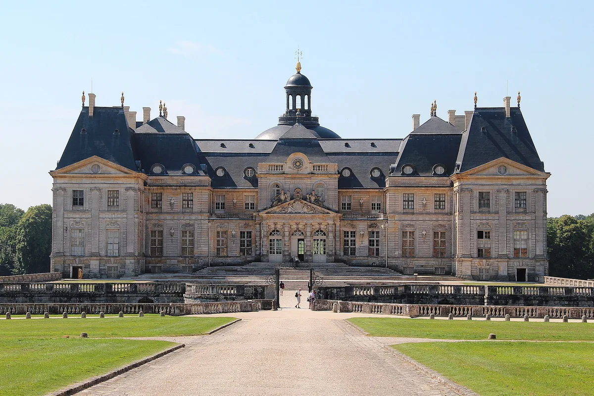 Front of the Chateau de Vaux-le-Vicomte